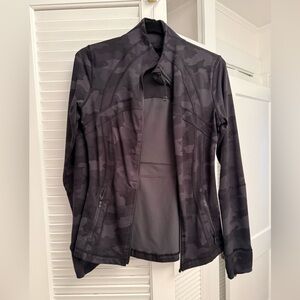 Lululemon Women's Black Camo Active Jacket